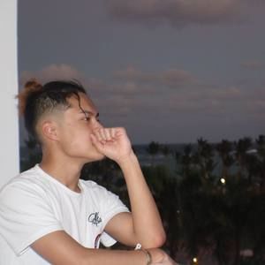 Meet your Posher, Kevin